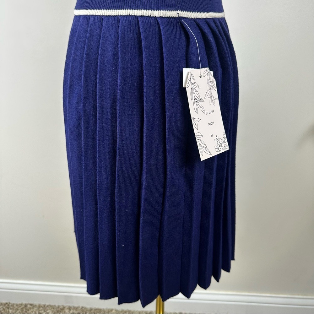 Willow & Wind Navy Blue Pleated Knit Skirt Size M - Preppy Tennis Style Mini NEW - Picture 6 of 12